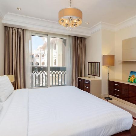 Royal Club By Rvhr, Grandeur Residence Crescent Palm Jumeirah ドバイ エクステリア 写真