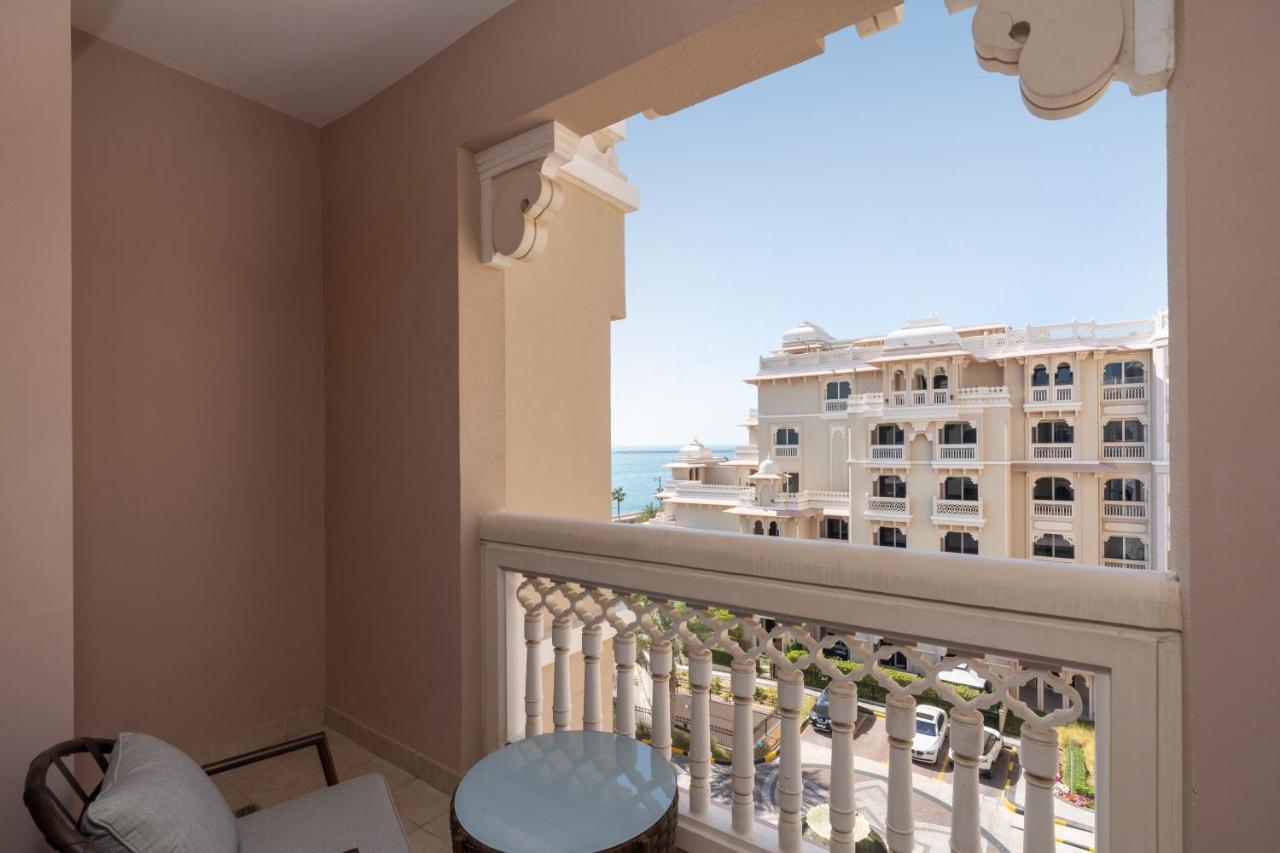Royal Club By Rvhr, Grandeur Residence Crescent Palm Jumeirah ドバイ エクステリア 写真