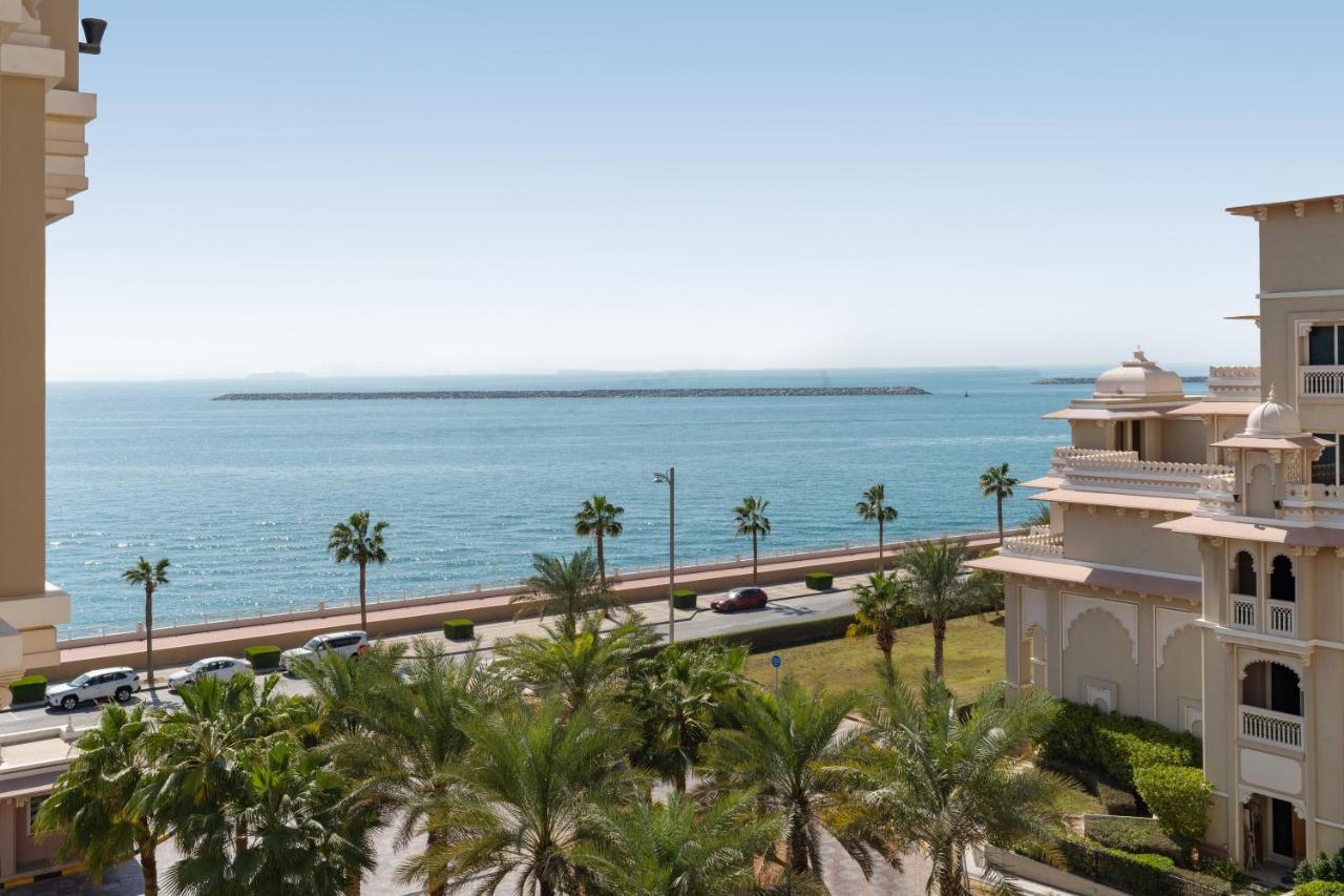 Royal Club By Rvhr, Grandeur Residence Crescent Palm Jumeirah ドバイ エクステリア 写真